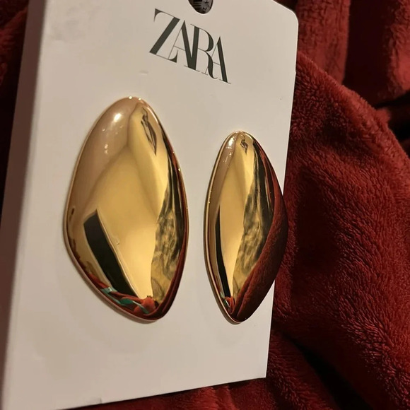 Zara Large Geo Goldtone Flat statement drop earrings - Picture 8 of 8